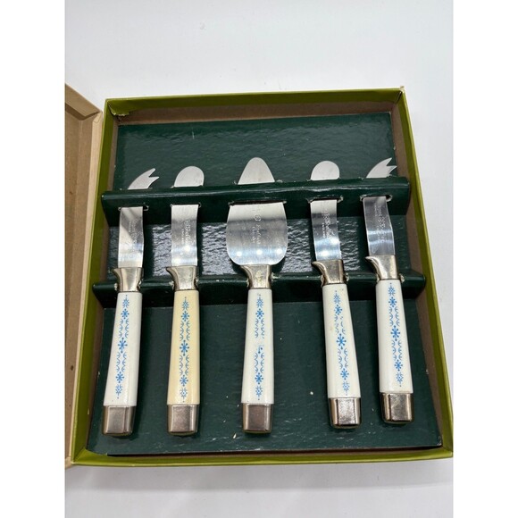 Caravelle Regent Sheffield 5 Pc Buffet Set Blue Snowflake Starburst Pattern - Picture 8 of 9